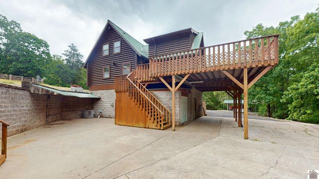 88 Lynnhurst Drive, Murray, KY 42071