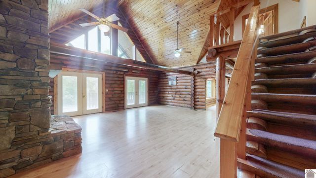 88 Lynnhurst Drive, Murray, KY 42071