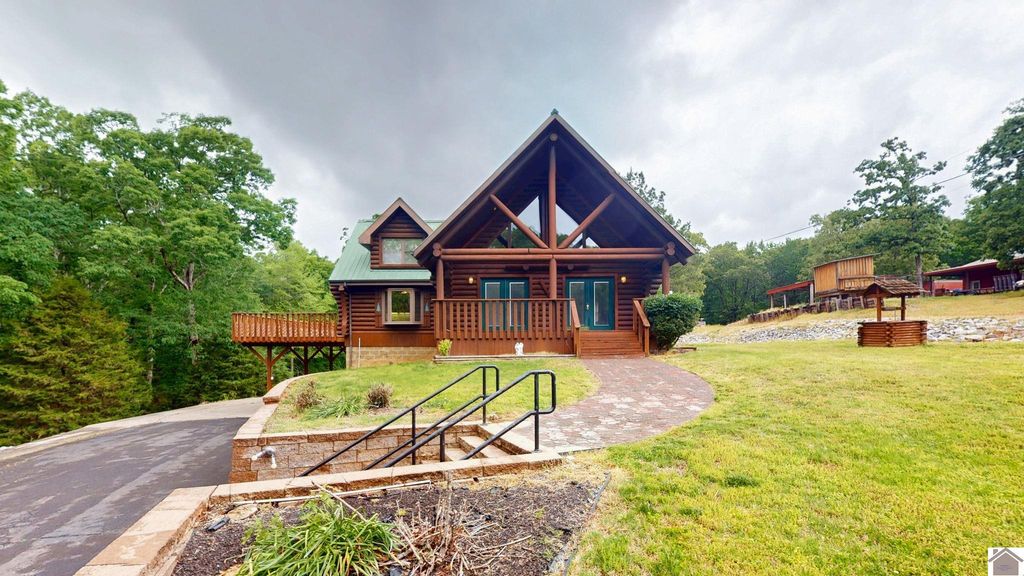88 Lynnhurst Drive, Murray, KY 42071