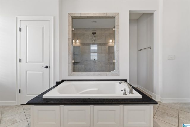 2029 HIGHLAND VILLAGE BEND, Birmingham, AL 35242