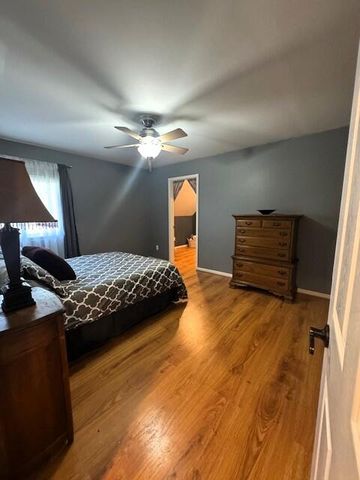 7144 Hunter Ridge Court, Saline, MI 48176