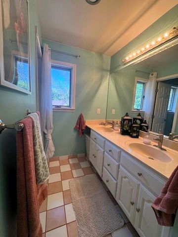 7144 Hunter Ridge Court, Saline, MI 48176