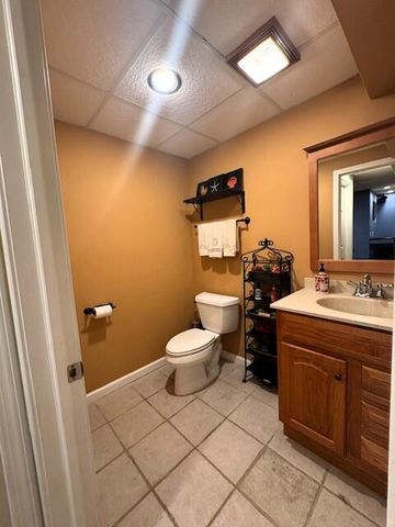 7144 Hunter Ridge Court, Saline, MI 48176