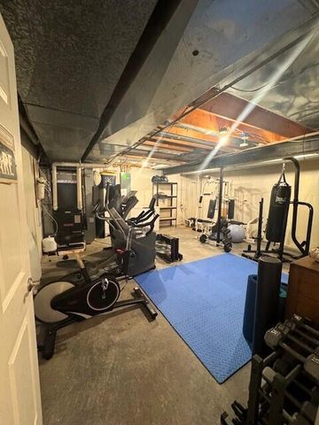 7144 Hunter Ridge Court, Saline, MI 48176