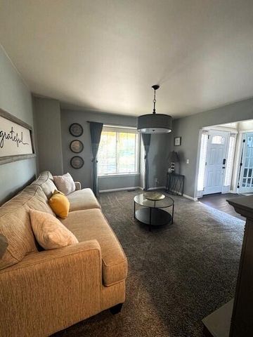 7144 Hunter Ridge Court, Saline, MI 48176