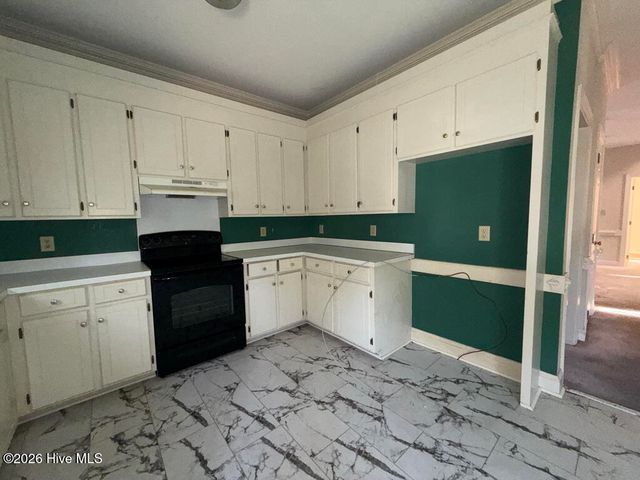 1733 Sparrow Hawk Lane, Rocky Mount, NC 27804