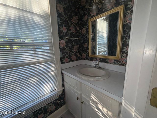 1733 Sparrow Hawk Lane, Rocky Mount, NC 27804