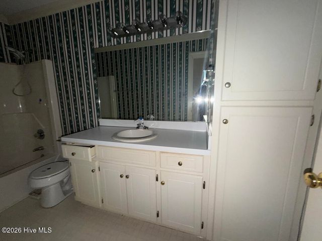 1733 Sparrow Hawk Lane, Rocky Mount, NC 27804