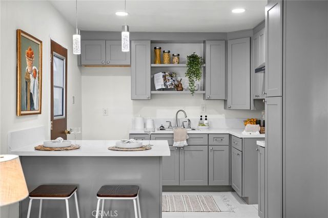 308 N Pasadena Avenue, Azusa, CA 91702