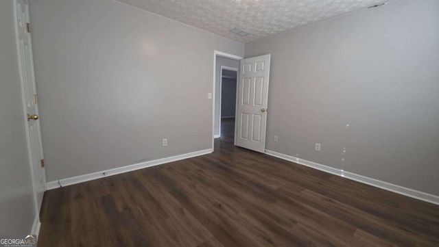 1048 Falls Brooke Drive, Conyers, GA 30094