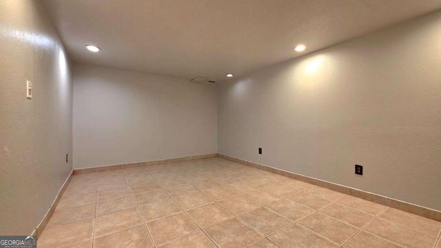 1048 Falls Brooke Drive, Conyers, GA 30094