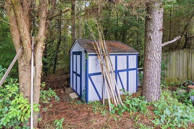 1957 Leesburg Drive, Clover, SC 29710