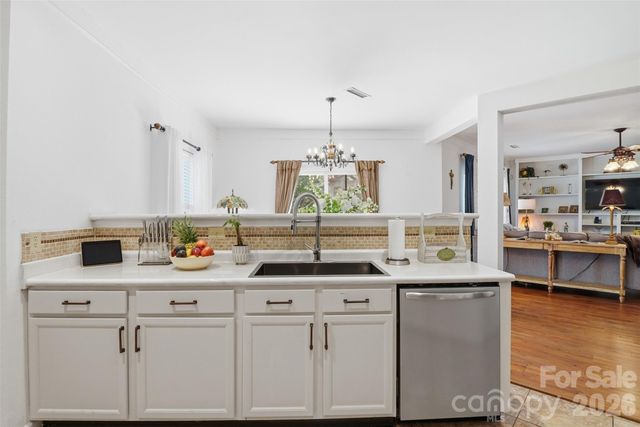 1957 Leesburg Drive, Clover, SC 29710