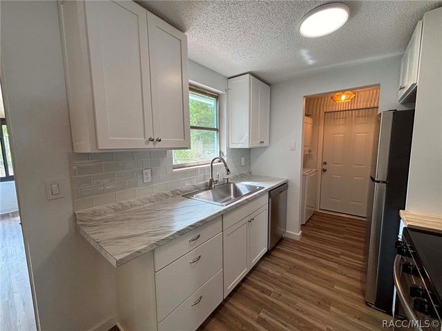 2180 W Austin Drive, Citrus Springs, FL 34434