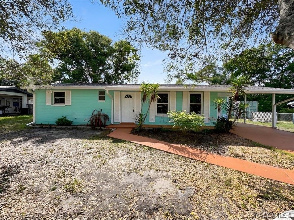 2180 W Austin Drive, Citrus Springs, FL 34434