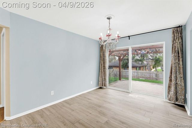 4211 Yorba Linda Boulevard, Royal Oak, MI 48073