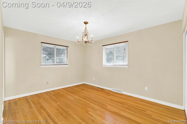 4211 Yorba Linda Boulevard, Royal Oak, MI 48073