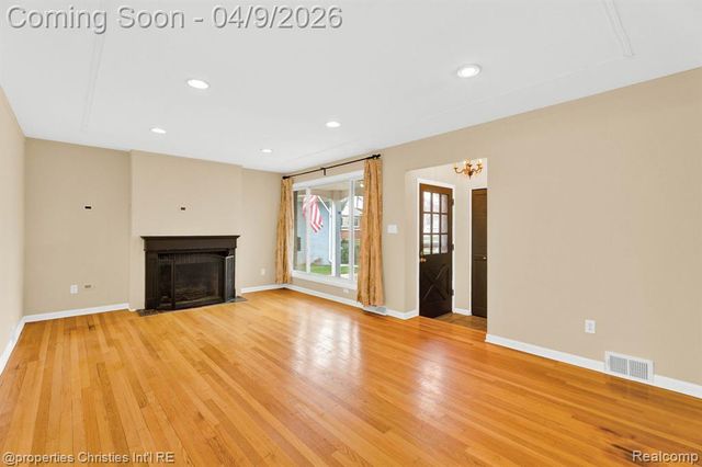 4211 Yorba Linda Boulevard, Royal Oak, MI 48073