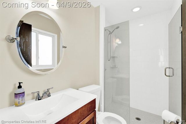 4211 Yorba Linda Boulevard, Royal Oak, MI 48073