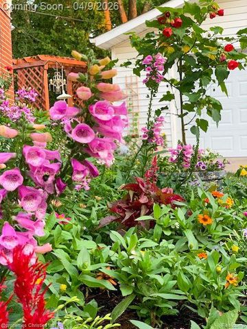 4211 Yorba Linda Boulevard, Royal Oak, MI 48073