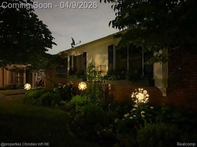 4211 Yorba Linda Boulevard, Royal Oak, MI 48073