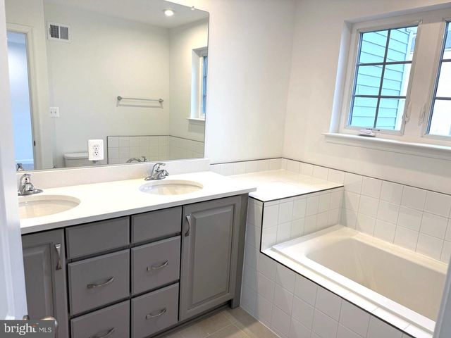 62 BOLINGBROKE WAY, Charles Town, WV 25414