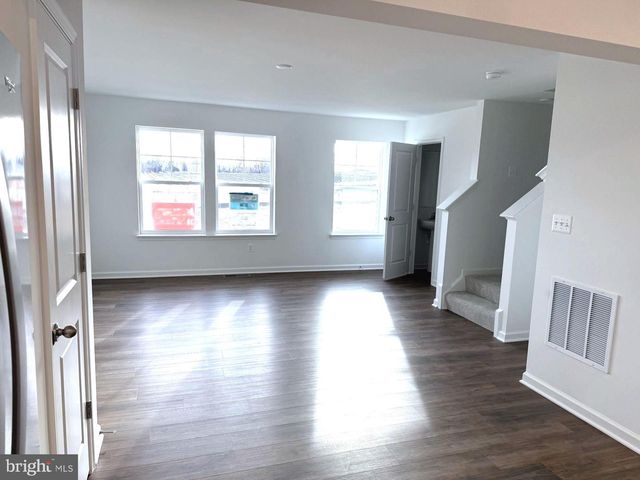 62 BOLINGBROKE WAY, Charles Town, WV 25414