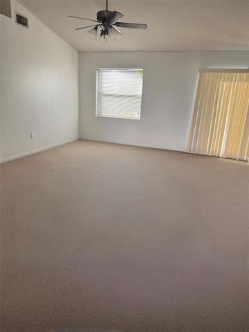 702 TARTAN LOOP, Lake Wales, FL 33853