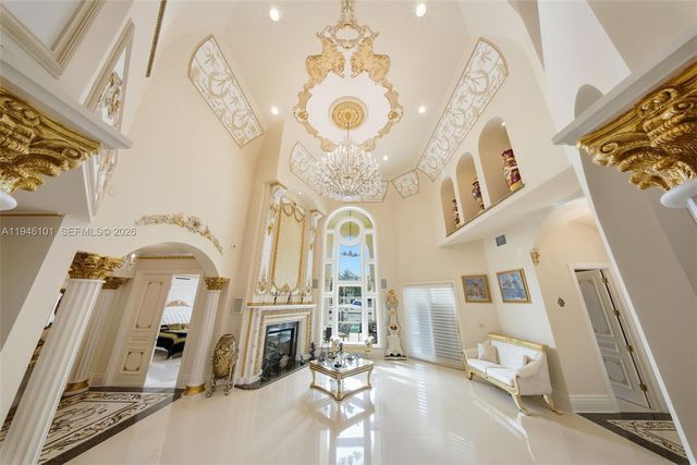 680 Golden Beach Dr, Golden Beach, FL 33160