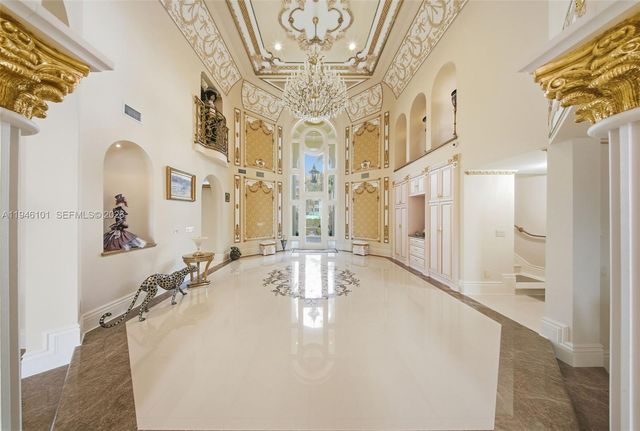 680 Golden Beach Dr, Golden Beach, FL 33160