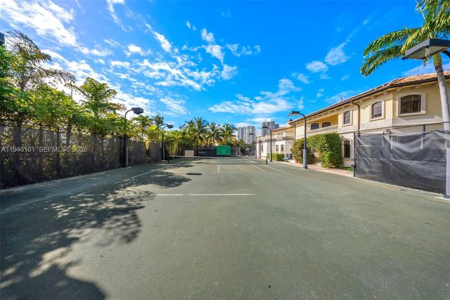 680 Golden Beach Dr, Golden Beach, FL 33160