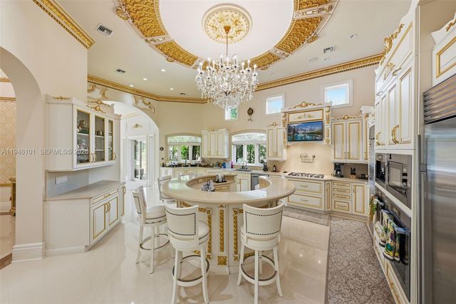 680 Golden Beach Dr, Golden Beach, FL 33160