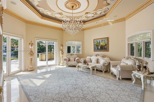 680 Golden Beach Dr, Golden Beach, FL 33160