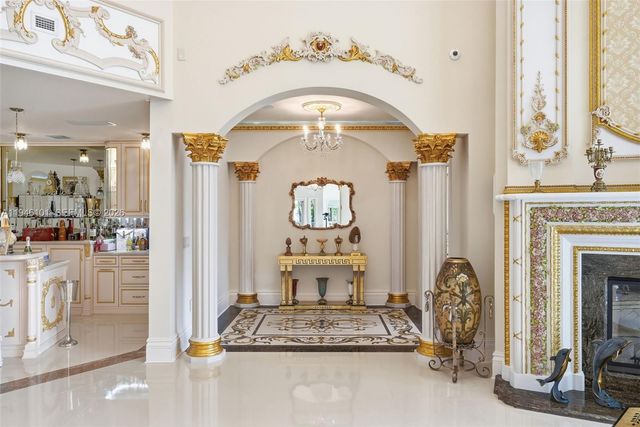 680 Golden Beach Dr, Golden Beach, FL 33160