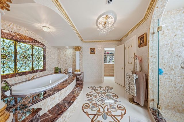 680 Golden Beach Dr, Golden Beach, FL 33160