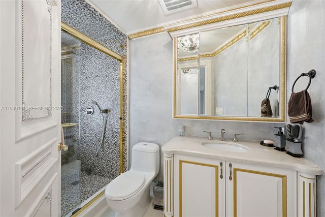 680 Golden Beach Dr, Golden Beach, FL 33160