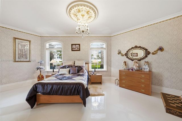 680 Golden Beach Dr, Golden Beach, FL 33160