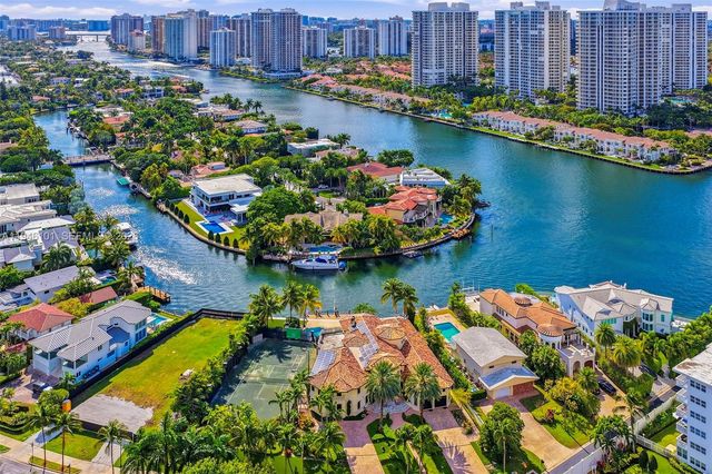 680 Golden Beach Dr, Golden Beach, FL 33160