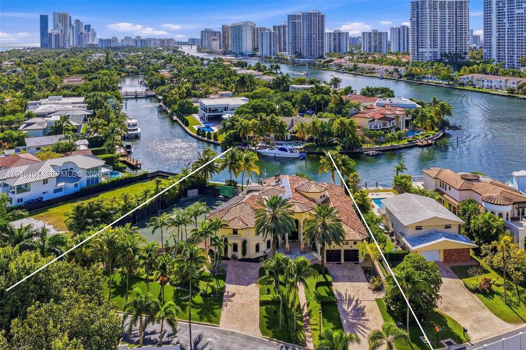 680 Golden Beach Dr, Golden Beach, FL 33160