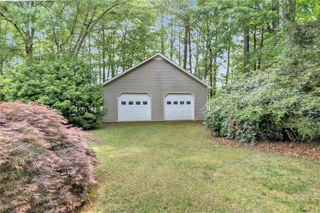 125 Lake Drive, Covington, GA 30014