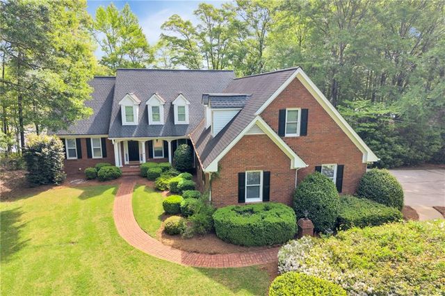 125 Lake Drive, Covington, GA 30014