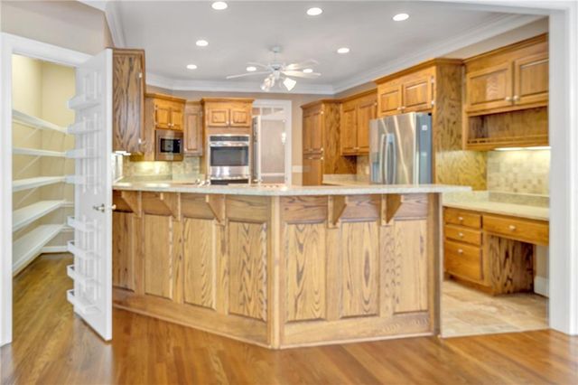 125 Lake Drive, Covington, GA 30014