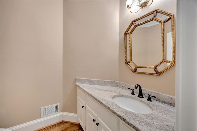 125 Lake Drive, Covington, GA 30014