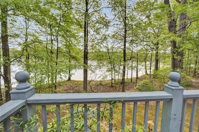 125 Lake Drive, Covington, GA 30014