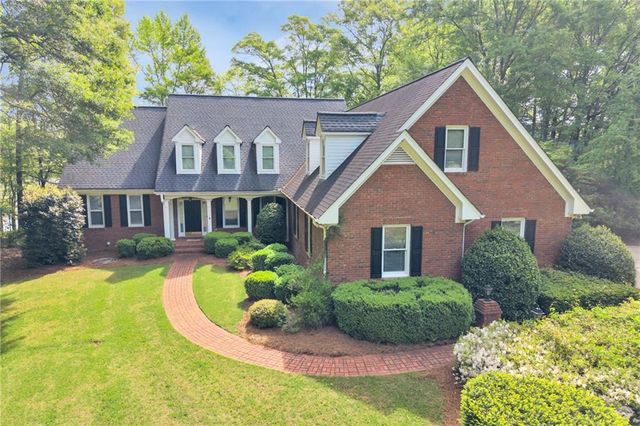 125 Lake Drive, Covington, GA 30014