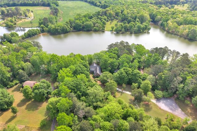 125 Lake Drive, Covington, GA 30014