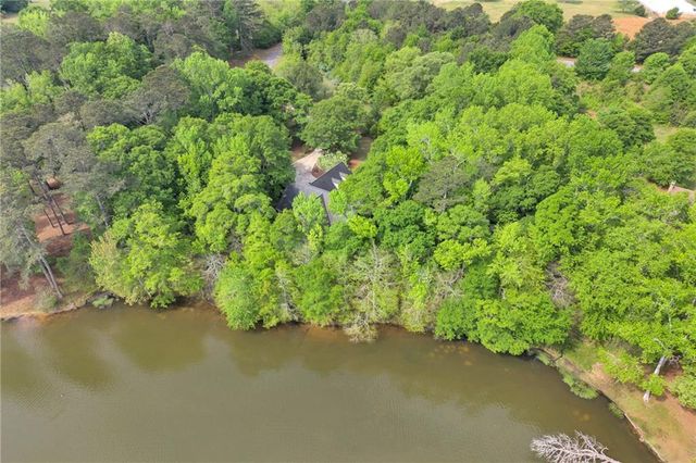 125 Lake Drive, Covington, GA 30014