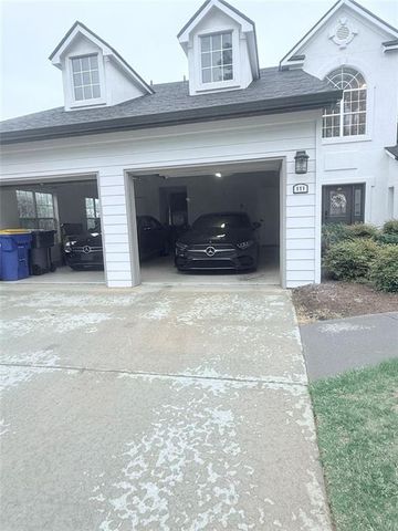 2015 NE Barrett Lakes blvd 111, Kennesaw, GA 30144