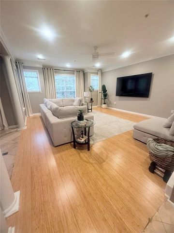 2015 NE Barrett Lakes blvd 111, Kennesaw, GA 30144