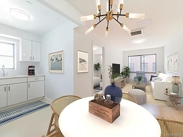 4229 Parsons Boulevard 6B, Flushing, NY 11355